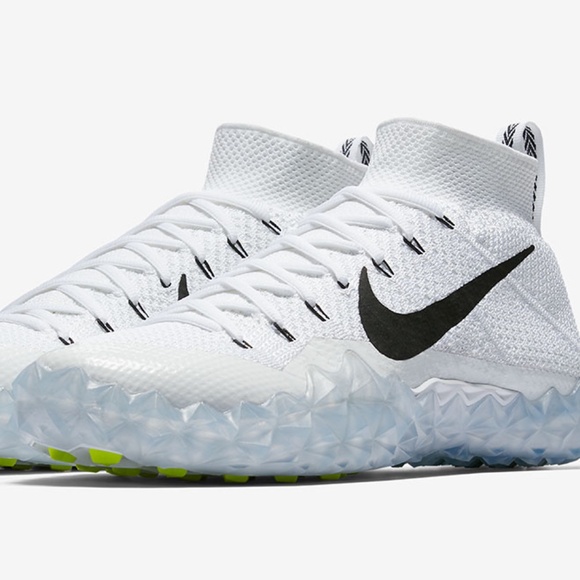 Nike Alpha Sensory Turf Flyknit Sample in White / Black size 11.5 Men main image 9